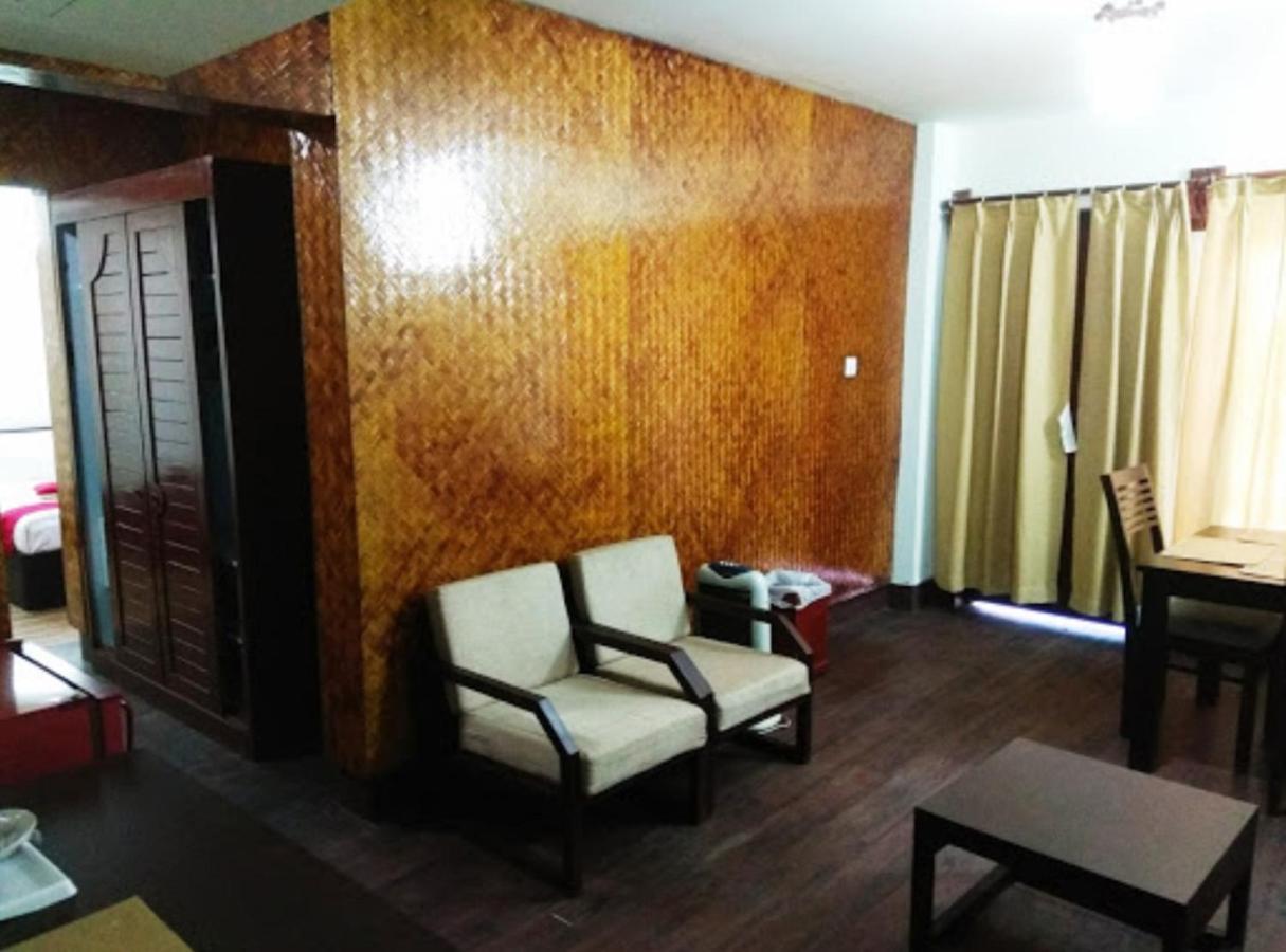 Hotel Japfu Kohima Buitenkant foto
