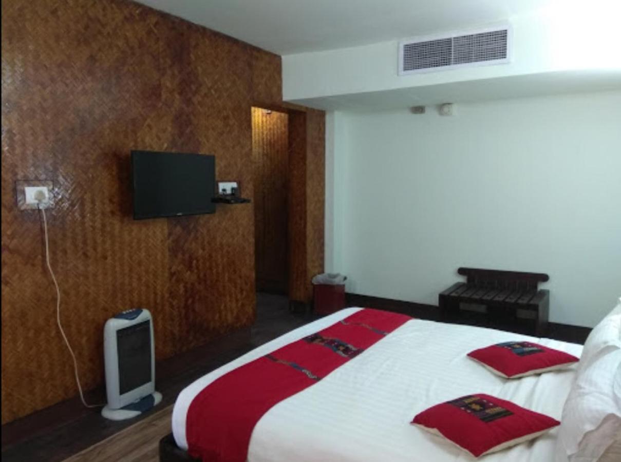 Hotel Japfu Kohima Buitenkant foto