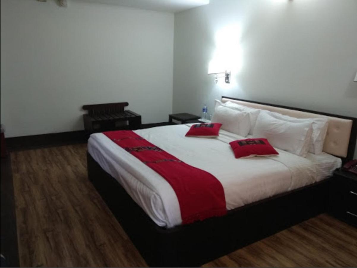 Hotel Japfu Kohima Buitenkant foto