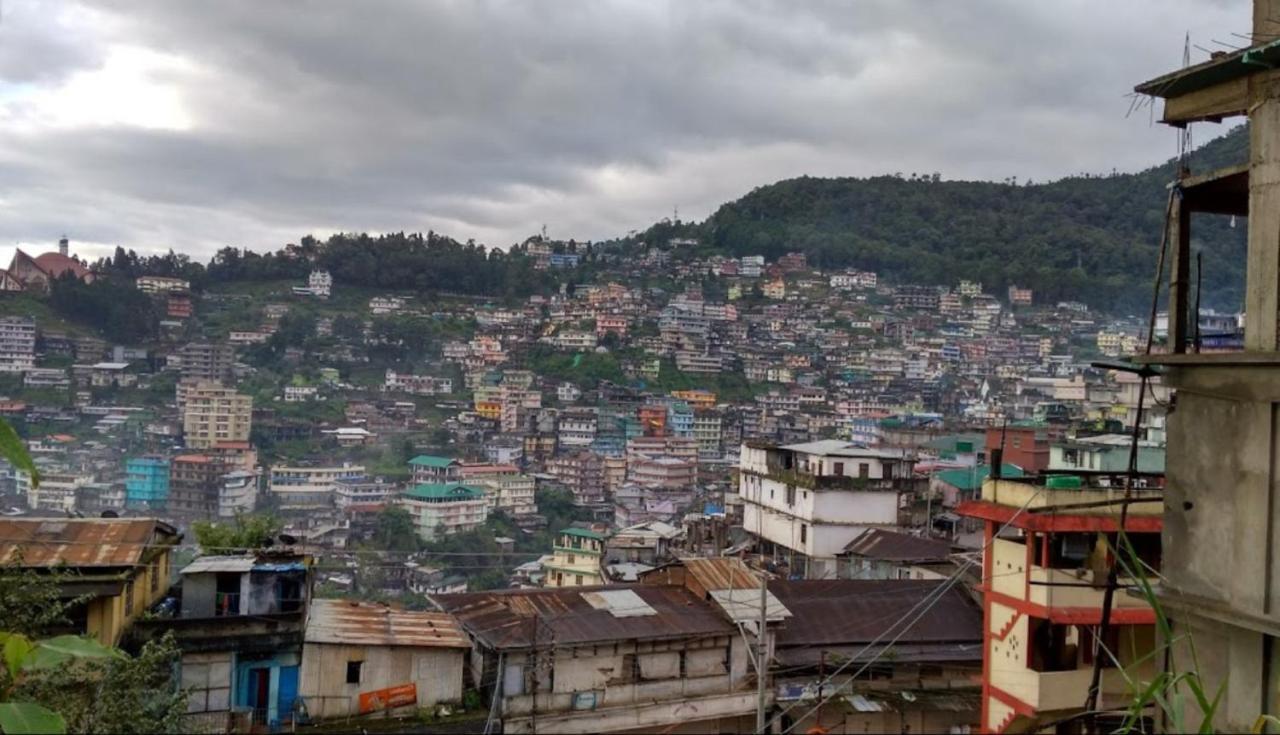 Hotel Japfu Kohima Buitenkant foto